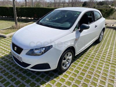 Usado Seat Ibiza SC Reference 70 CV (51 kW) 2011 Blanco Utilitario