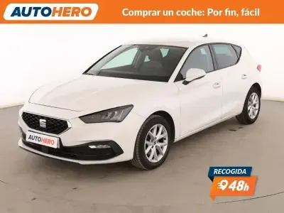 Usado Seat Leon Style 110 CV (80 kW) 2021 Blanco Berlina