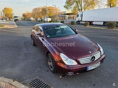 Usado Mercedes CLS320 224 CV (164 kW) 2006 Granate Berlina