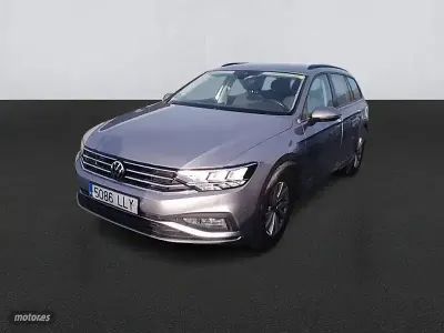 Usado VW Passat Business 120 CV (88 kW) 2020 Gris Familiar