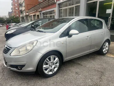 Usado Opel Corsa 95 CV (69 kW) 2010 Gris / plata Utilitario