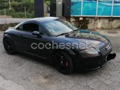 Begagnad Audi TT 225 HK (165 kW) 2000 Svart Sportkupé
