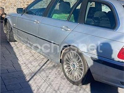 Usado BMW 330 184 CV (135 kW) 2001 Gris / plata Familiar