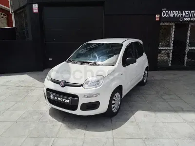 Usado Fiat Panda Lounge 69 CV (50 kW) 2017 Blanco Utilitario