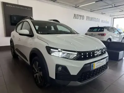 Nuevo Dacia Sandero Expression 122 CV (89 kW) 2026 Blanco Utilitario
