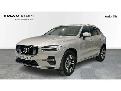 Begagnad Volvo XC60 Core 351 HK (258 kW) 2023 Silver SUV