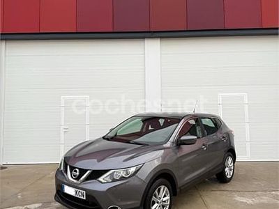 Usado Nissan Qashqai Acenta 110 CV (80 kW) 2017 Gris / plata SUV