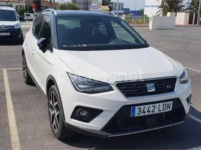 Usado Seat Arona FR 150 CV (110 kW) 2019 Blanco SUV