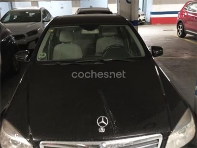 Usado Mercedes C220 Elegance 170 CV (125 kW) 2010 Negro Berlina