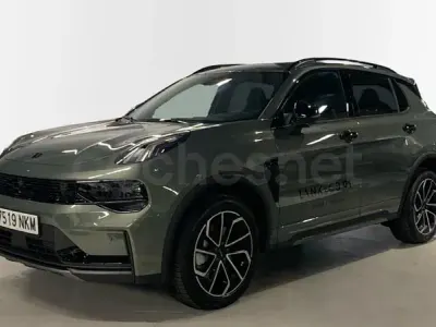 Usado Lynk & Co 01 276 CV (202 kW) 2026 Gris / plata SUV