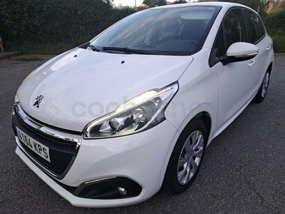 Usado Peugeot 208 99 CV (72 kW) 2019 Blanco Utilitario
