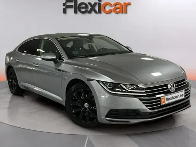 Usado VW Arteon 150 CV (110 kW) 2020 Gris Coupe