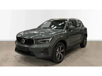 Nuevo Volvo XC40 Core 163 CV (119 kW) 2026 Verde SUV