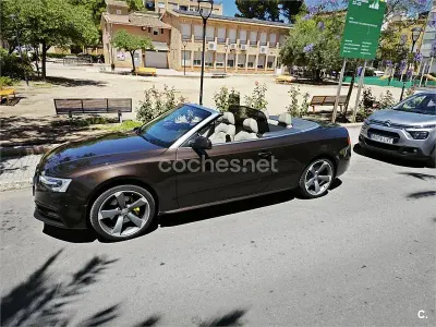 Usado Audi A5 Cabriolet S-Line 245 CV (180 kW) 2014 Marrón Descapotable
