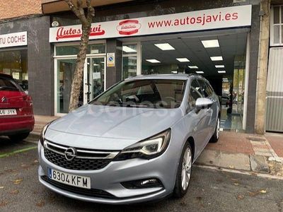 Gris / plata Usado 2017 Opel Astra Excellence Familiar | 12.500 € (Caro)