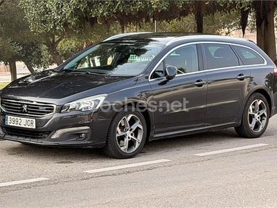 Usado Peugeot 508 SW Allure 180 CV (132 kW) 2015 Negro Familiar