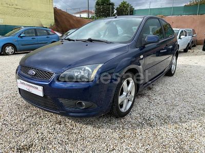 Azul Usado 2006 Ford Focus Sport Berlina | 4600 €