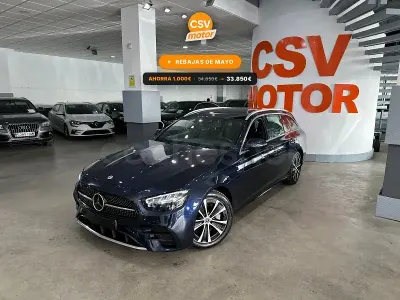 Usado Mercedes E300 Avantgarde 320 CV (235 kW) 2022 Azul Berlina