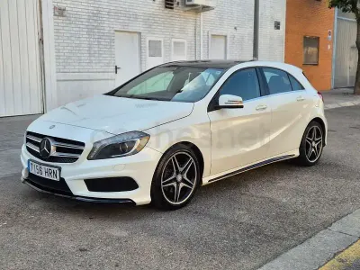 Usado Mercedes A200 AMG line 136 CV (100 kW) 2013 Blanco Utilitario