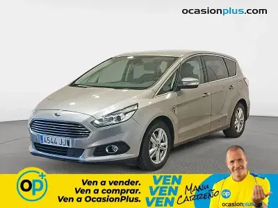 Usado Ford S-MAX Titanium 150 CV (110 kW) 2015 Gris Monovolumen