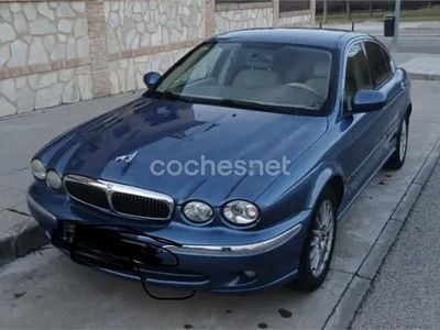 Usado Jaguar X-type Executive 156 CV (114 kW) 2002 Azul Berlina