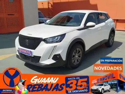 Usado Peugeot 2008 Active 110 CV (80 kW) 2021 Blanco SUV
