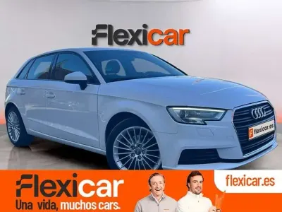 Usado Audi A3 Sportback 116 CV (85 kW) 2019 Blanco Utilitario