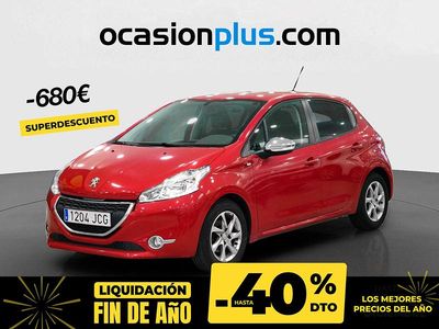 Rojo Usado 2015 Peugeot 208 Style Utilitario | 8520 € (Precio justo)