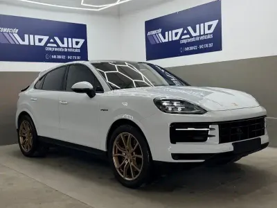 Usado Porsche Cayenne 470 CV (345 kW) 2024 Blanco SUV