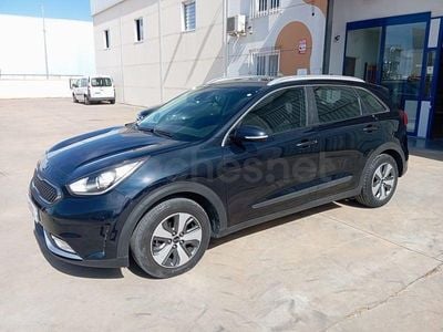 Käytetty Kia Niro 141 HP (103 kW) 2019 Vihreä Katumaasturi