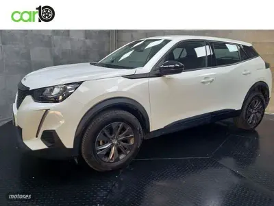 Usado Peugeot 2008 Active 110 CV (80 kW) 2022 Blanco SUV