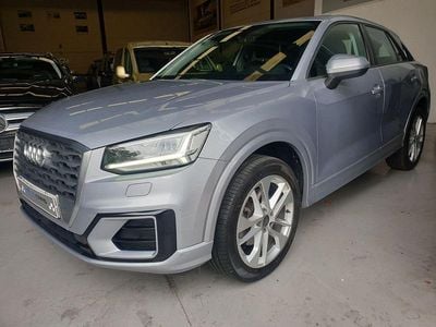 Gris / plata Usado 2017 Audi Q2 Sport SUV | 16.999 € (Precio justo)