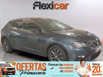 Usado Seat Leon Style 130 CV (95 kW) 2020 Azul Familiar