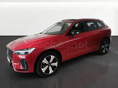 Usado Volvo XC60 Plus 350 CV (257 kW) 2025 Rojo SUV