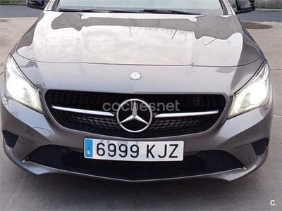 Gris / plata Usado 2015 Mercedes CLA200 AMG line Berlina | 14.970 € (Super precio)