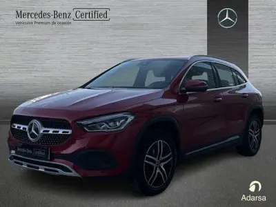 Usado Mercedes GLA200 150 CV (110 kW) 2022 Rojo SUV