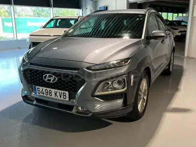 Usado Hyundai Kona 120 CV (88 kW) 2019 Gris / plata SUV