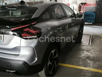 Begagnad Citroën C4 PureTech 130 HK (95 kW) 2024 Grå SUV