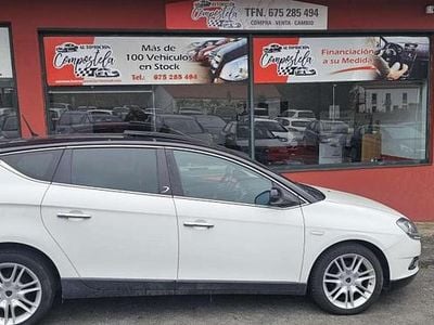 Blanco Usado 2009 Lancia Delta Utilitario | 4800 € (Caro)