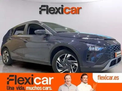 Usado Hyundai Bayon 84 CV (61 kW) 2023 Gris SUV