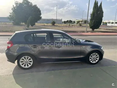 Usado BMW 116 115 CV (84 kW) 2005 Gris / plata Utilitario