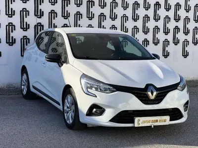 Usado Renault Clio Business 72 CV (52 kW) 2020 Blanco Utilitario