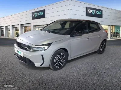 Usado Opel Corsa 100 CV (73 kW) 2025 Plateado Utilitario