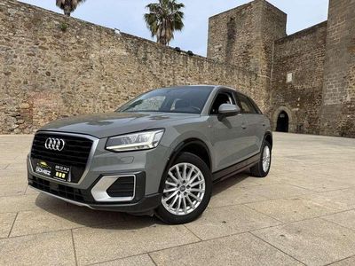 Usado Audi Q2 Design 116 HP (85 kW) 2020 Cinzento SUV