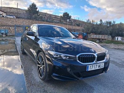 Usado BMW 318 150 CV (110 kW) 2023 Negro Berlina