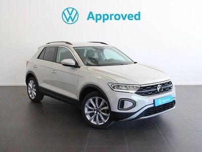 Usado VW T-Roc Life 110 CV (80 kW) 2023 Gris SUV
