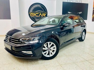 Usado VW Passat Business 122 CV (89 kW) 2021 Gris / plata Familiar