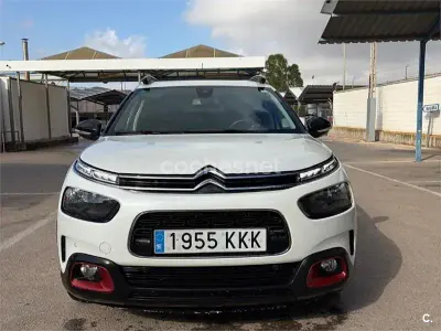 Usado Citroën C4 Shine 100 CV (73 kW) 2018 Blanco Berlina