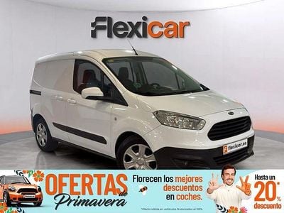 Usado Ford Tourneo Courier Trend 100 CV (73 kW) 2018 Blanco Monovolumen