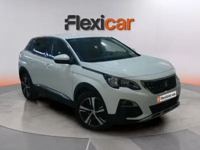 Usado Peugeot 3008 Active 131 CV (96 kW) 2017 Blanco SUV